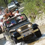 جیپ سافاری در کوندو