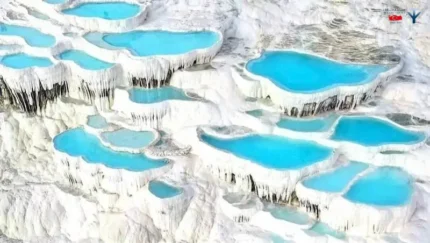 دریاچه سالدا و پاموکاله از کوندو 